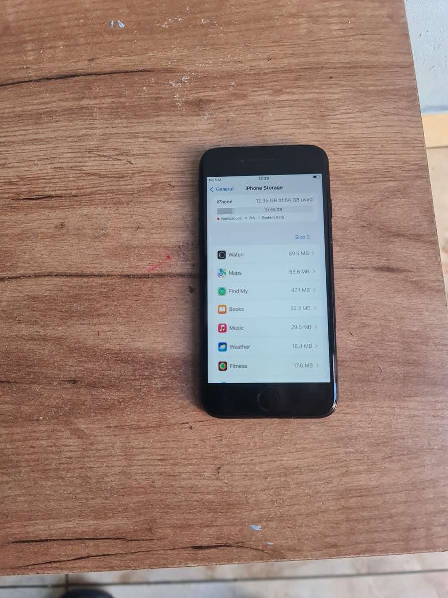 Apple iPhone SE 2022 64GB (3rd Generation) Pre owned