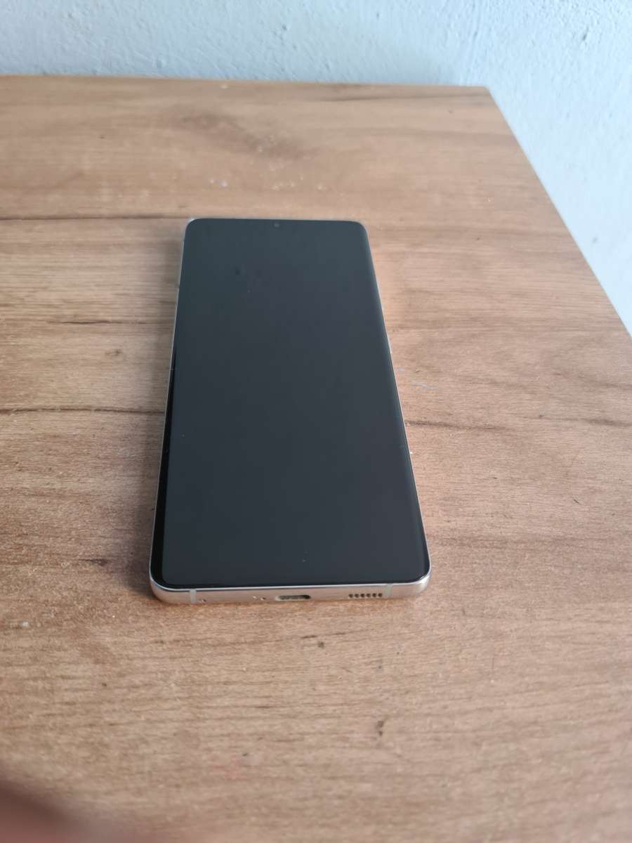 Samsung Galaxy S21 Ultra 5G 256GB Pre owned Phantom Silver