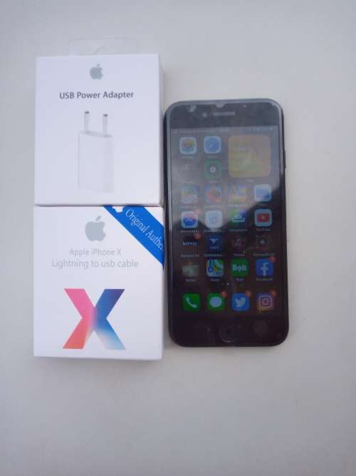 IPHONE 7 32GB IN GOOD CONDITION