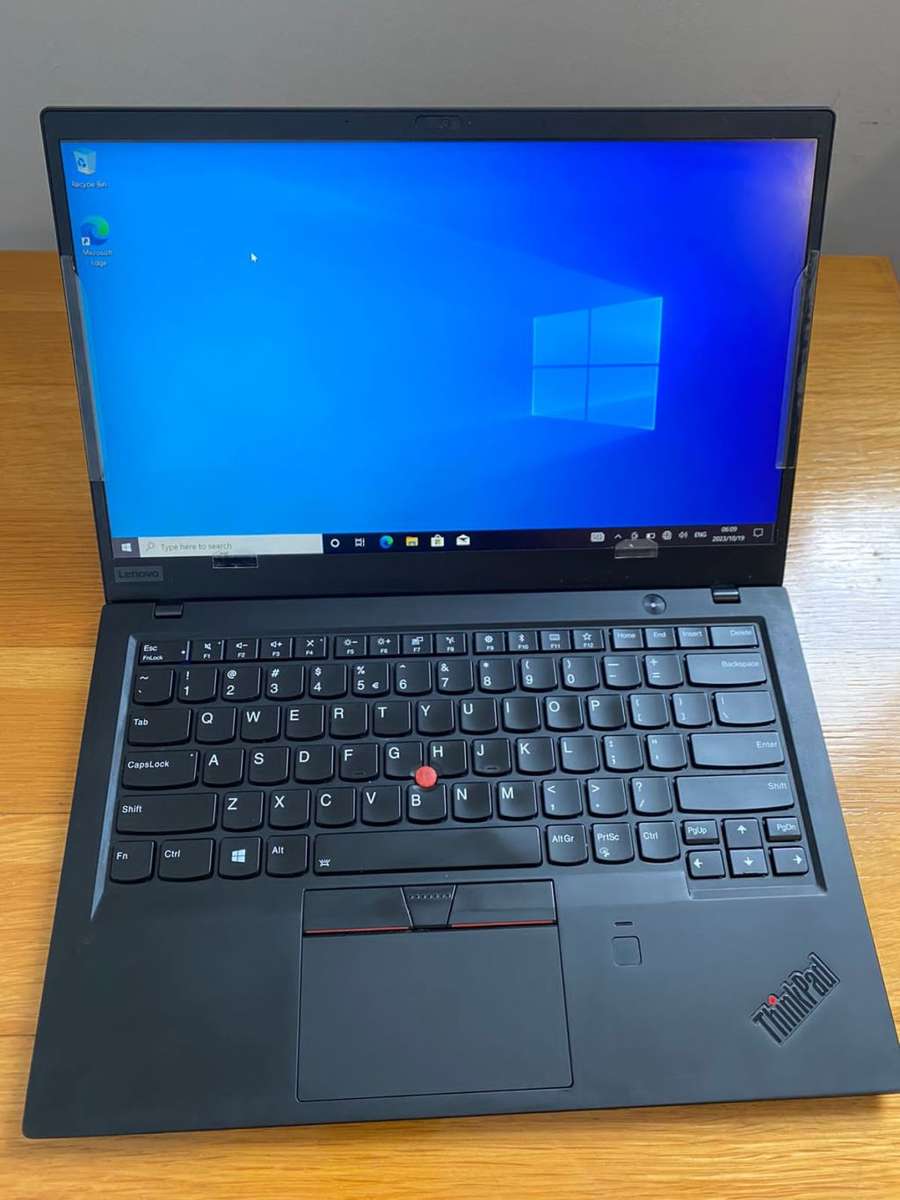 LENOVO X1 CARBON i7 8TH GENERATION