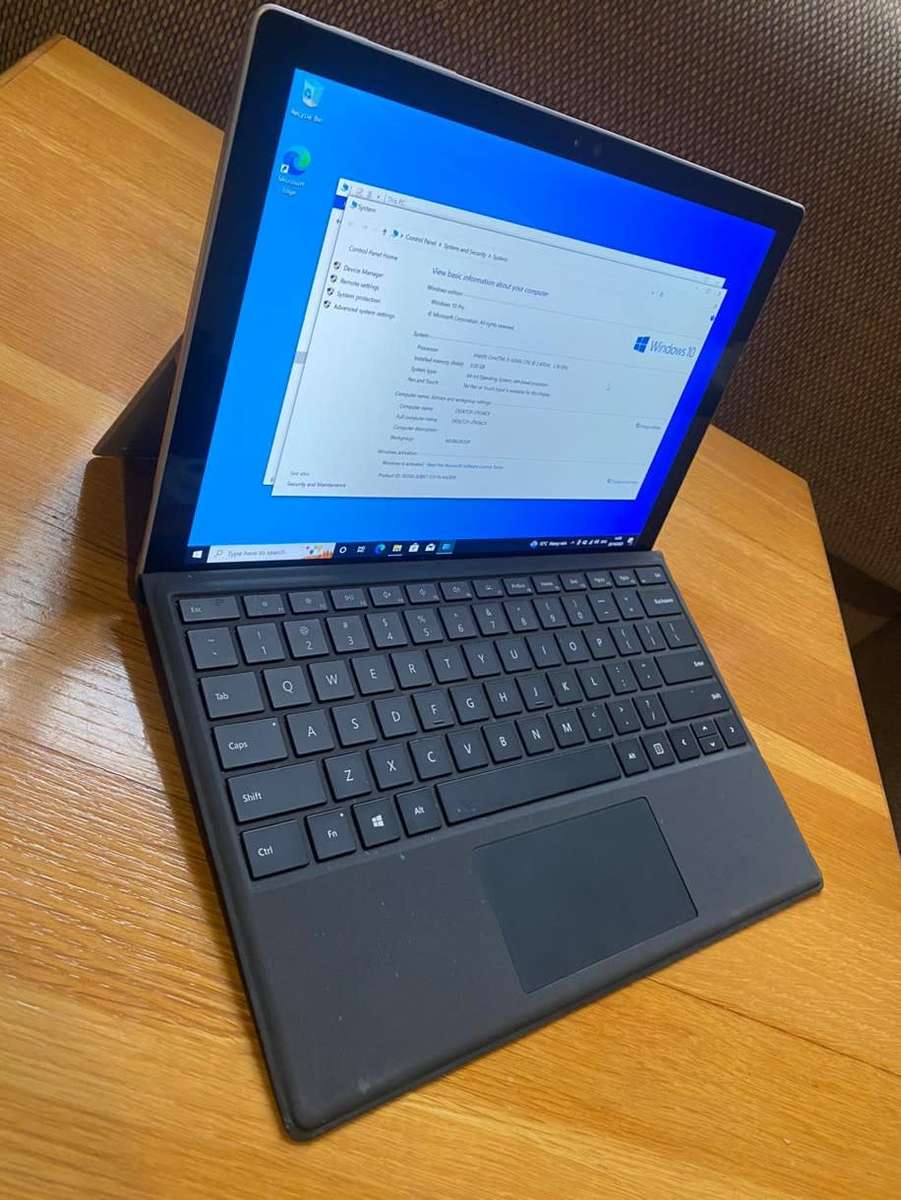 MICROSOFT SURFACE PRO 4 (2-in-1 laptop) core i5 6th generation