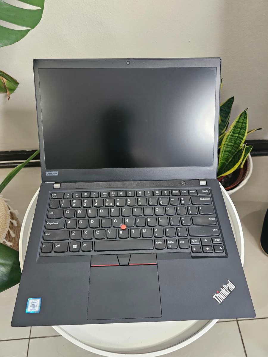 lenovo T490 Core i5 8th generation touchscreen laptop