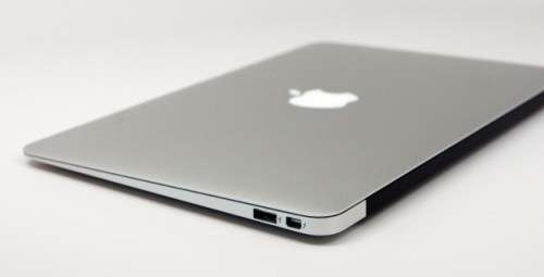 MACBOOK AIR - 11 INCH - 2013 - FREE SHIPPING