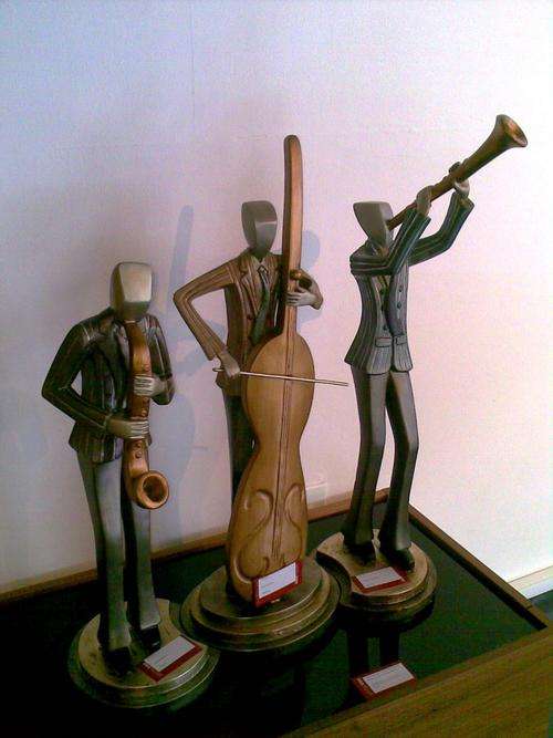 MUSICIAN FIGURINES | STATUE ORNAMENTS | SET OF TWO | LIMITED CLEARANCE SALE