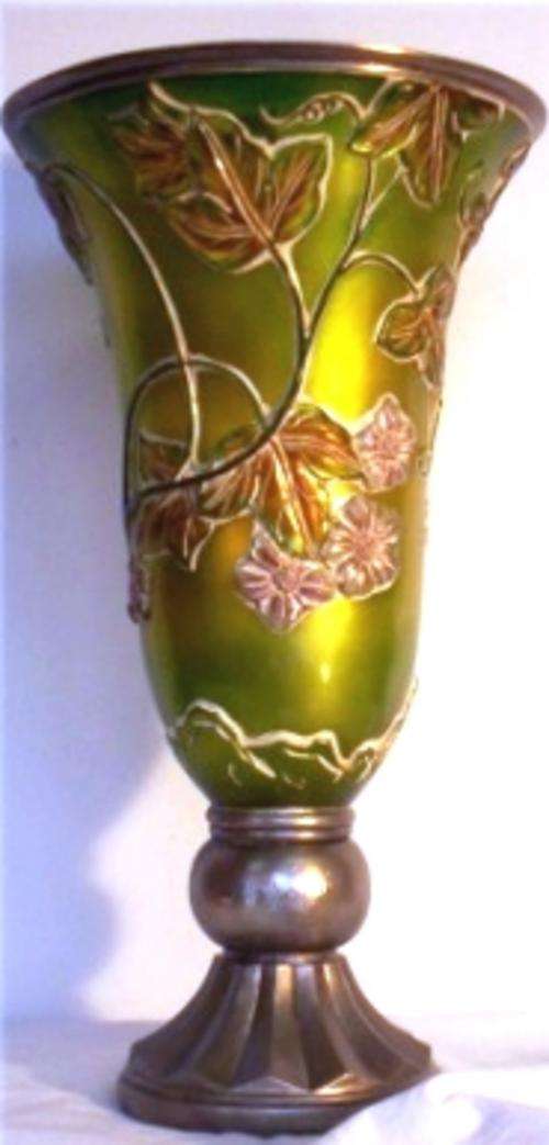 VASE | GREEN + GOLD
