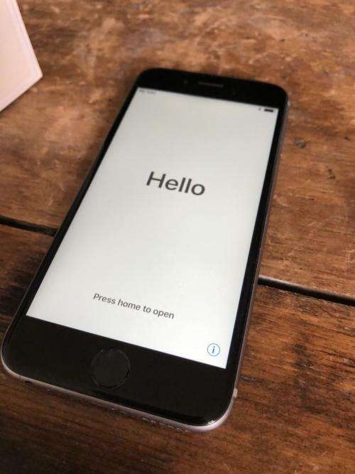 iPhone 8 Brand New 64 Gb unwanted gift.