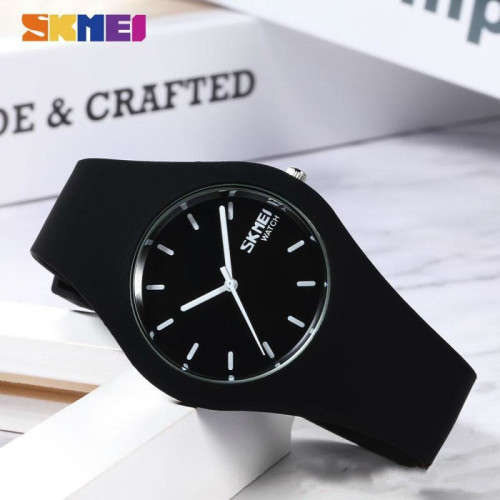 Integral Silicon Case, 30m Waterproof,  Analogue Watch, Quality, White, Red or Black.