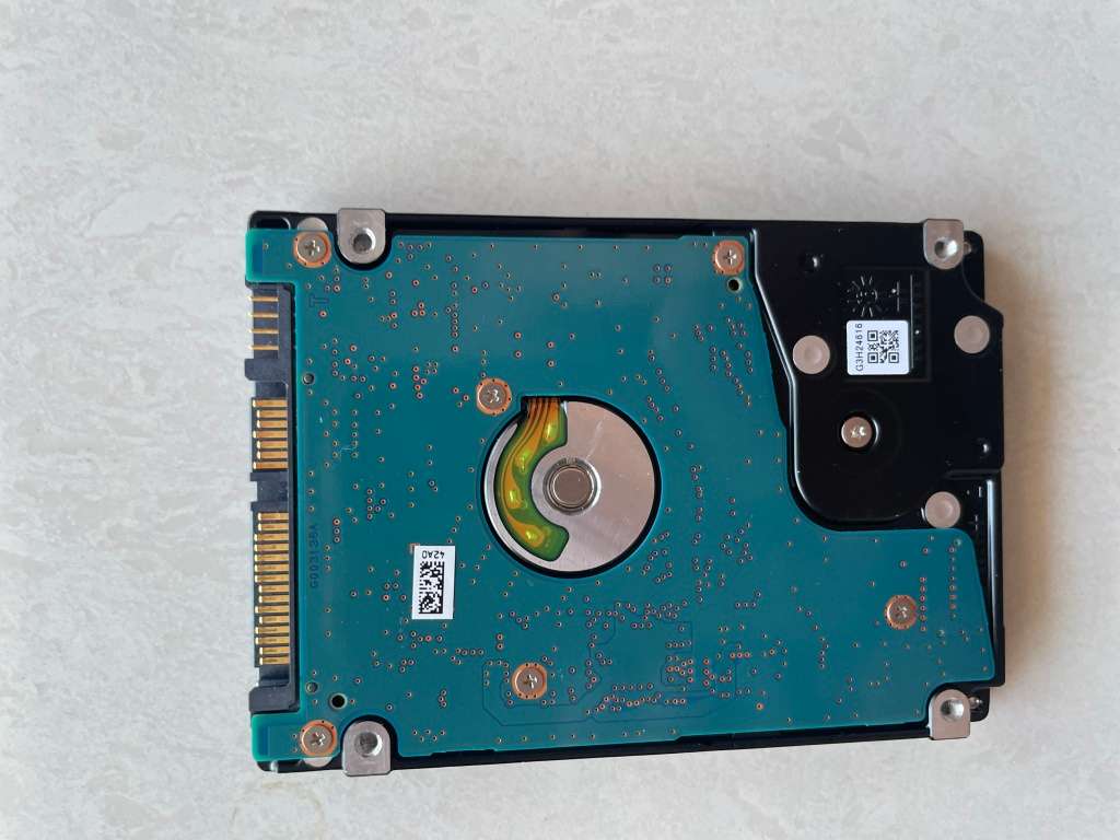 1 TB TOSHIBA  1000 GB 2.5inch Hard Drive For Laptop