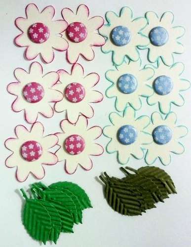 FLOWERS RED & BLUE 2.5cm x 12 + LEAVES