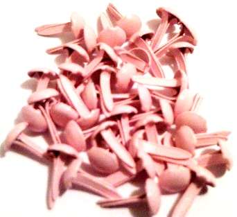 BRADS SMALL LIGHT PINK