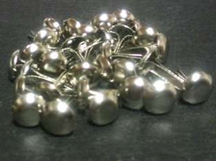 HOTP SMALL BRADS SILVER 30