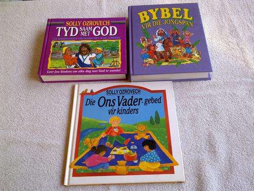 Boeke vir Kinders.One bid for all 3 books.