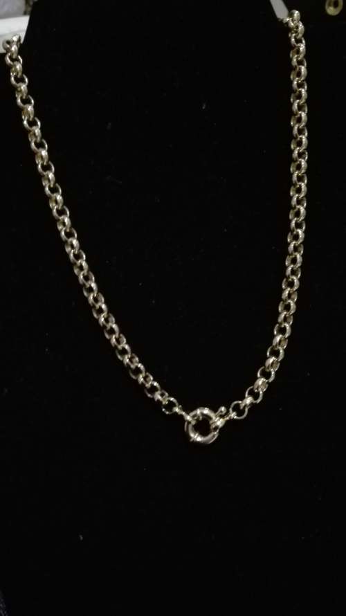 HONEY Designer Ladies Necklace R1 no reserve!