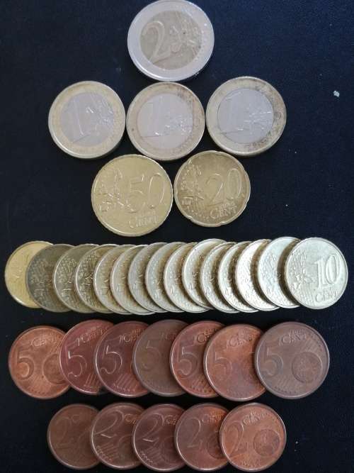 A LOT OF EUROS. Crazy R1 Price.