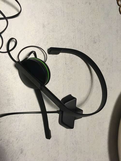 Xbox One standard chat gaming headset