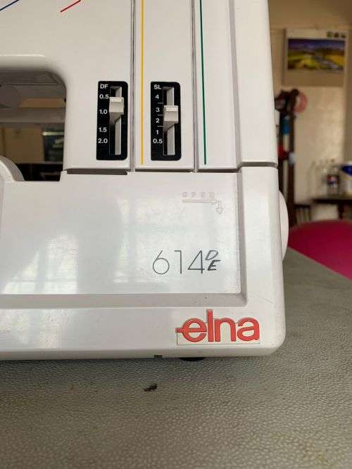 ELNA 614DE Overlocker