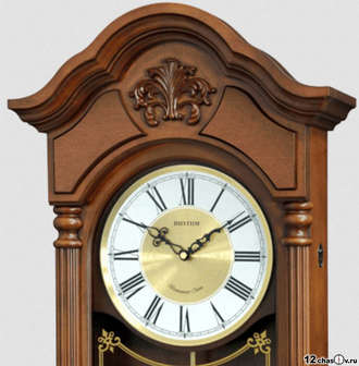 CANADIAN LINDEN WOOD WALL CLOCK