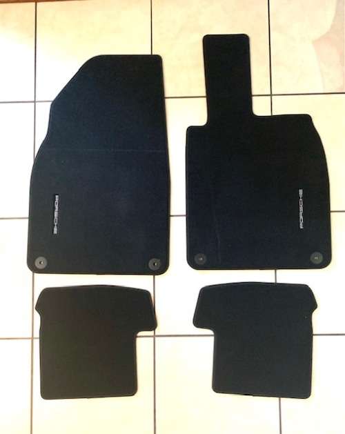 PORSCHE 911S BRAND NEW ORIGINAL CARPETS