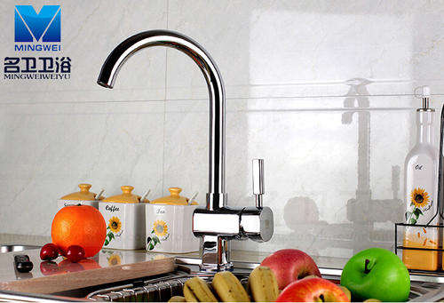 Solid Brass Chrome Finish Single Handle Pull Out Kitchen Faucet - Free Shipping to Door