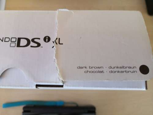 Nintendo DSi XL Console  R4 Card