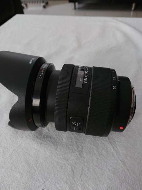Sony 16-50mm f/2.8 dt SSM zoom lens
