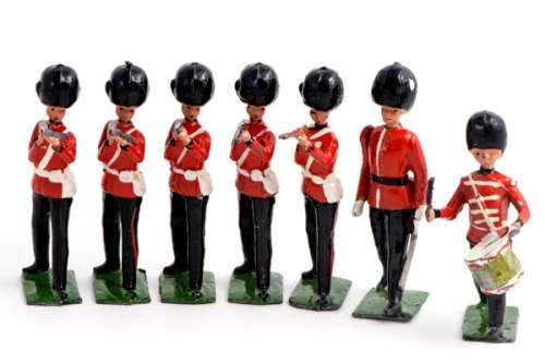Toy Lead Soldiers Britains Grenadier Guards - Set of 7.