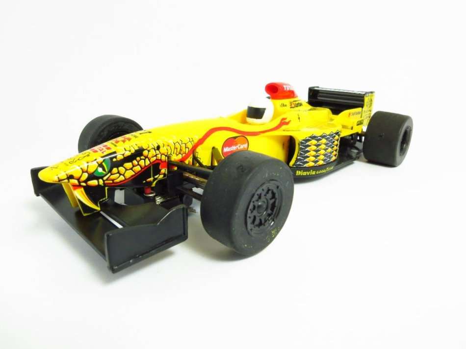 Scalextric C2079 Jordan 197 No1