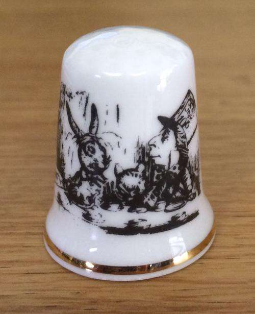 ALICE IN WONDERLAND Thimble