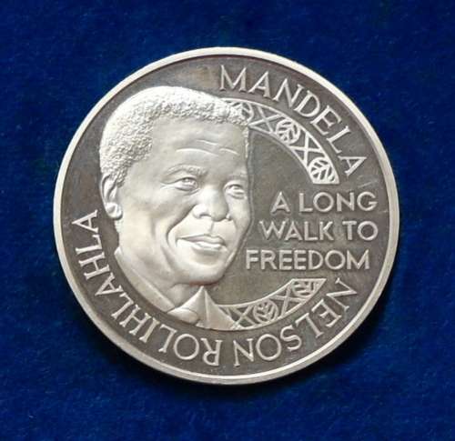 1993 MANDELA PEACE LAUREATE MEDALLION