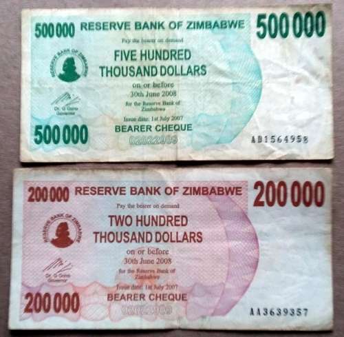 ZIMBABWE 2007 200 + 500 THOUSAND DOLLARS (2 NOTES)