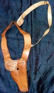 LEATHER SHOULDER HOLSTER