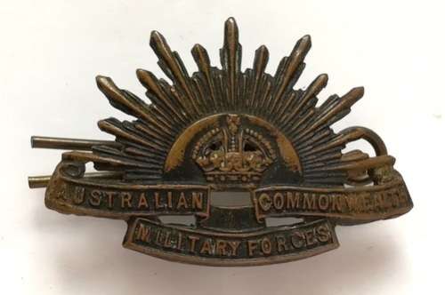 WW11 AUSTRALIAN COMMONWEALTH MILITARY FORCES CAP BADGE