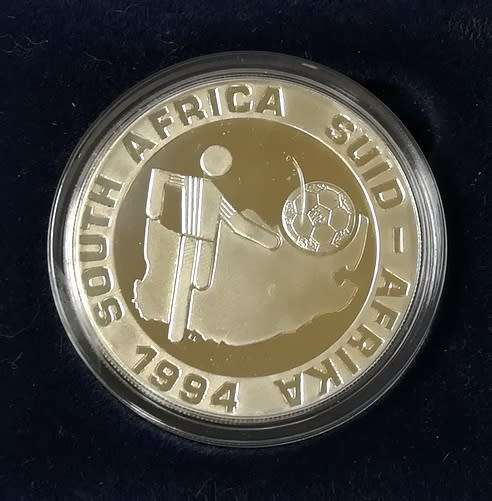 1994 2 RAND 1 OUNCE **SILVER** PROOF COIN "WORLD CUP"