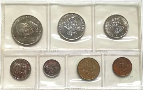 REPUBLIC 1985 COIN PACK S A M