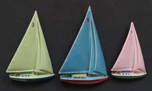 IRISH WADE "SAILINH SHIPS/YACHTS" SET 3 GRADUATED HEIGHT 80-110MM