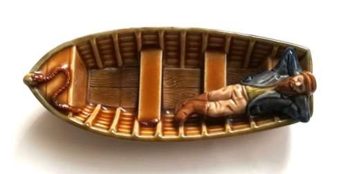 WADE MAN IN ROWING BOAT 40X150MM EXCELLENT 65X16MM