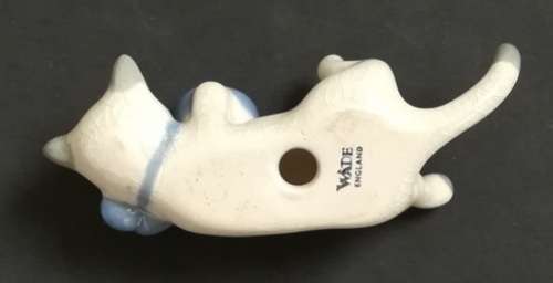 WADE SLIP CAST PORCELAIN CAT 1930'S 70X30MM