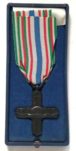 WW1 ITALY ORDER CROSS VITTORIO VENETO MEDAL ITALIAN SERVICE DECORATION