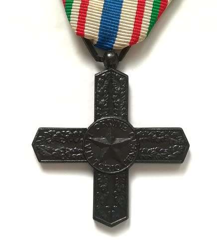 WW1 ITALY ORDER CROSS VITTORIO VENETO MEDAL ITALIAN SERVICE DECORATION