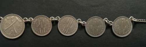 SOUTHERN RHODESIA MIX LOT 1947-1952 3+6 PENCE NECKLACE 440MM