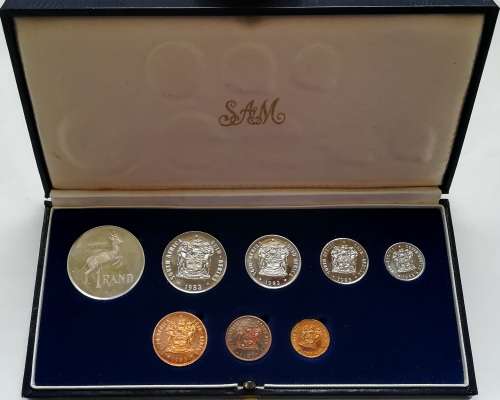 REPUBLIC 1983 PROOF SET S A M
