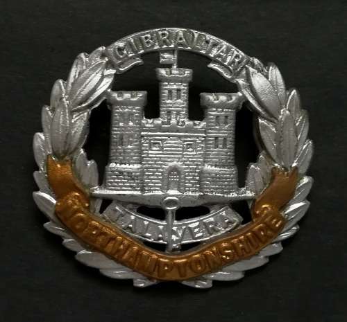 BRITISH ARMY NORTHAMPTONSHIRE GIBRALTER BADGE (PINS MISSING) 40X45MM