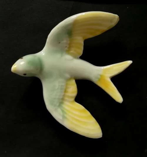 WADE FLYING BIRDS SET (3) SWALLOWS "THE MOURNE RANGE ARMAGH"