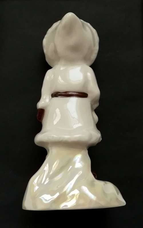 WADE CHILDREN OF THE WORLD NO.5 "ESKIMO GIRL"  LIMITED 300 **EXCELLENT**