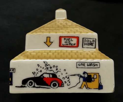 WADE NO.9 WHIMSEY IN THE VALE "TOWN GARAGE" 35X50MM