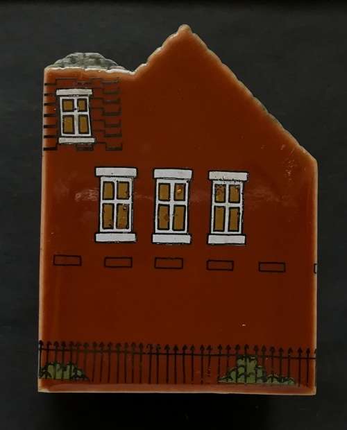 WADE NO.36 WHIMSEY ON WAY "LIBRARY " 50X38MM