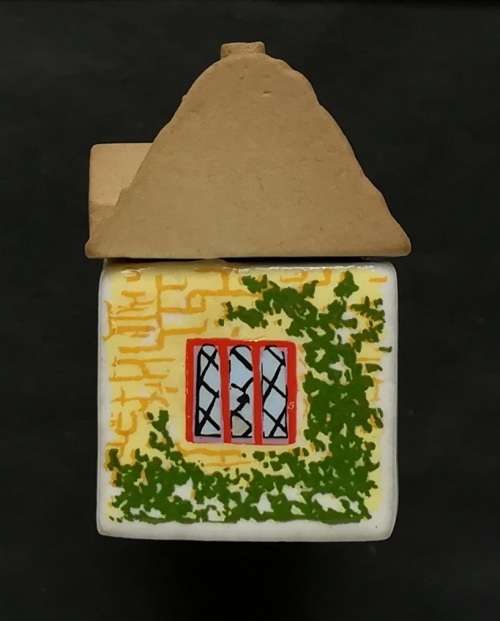 WADE NO.3 WHIMSEY IN THE VALE "JUBILEE TERRACE " 33X78MM