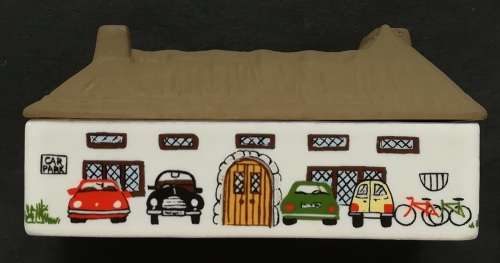 WADE NO.6 WHIMSEY IN THE VALE  "BOARS HEAD PUB" 35X77MM