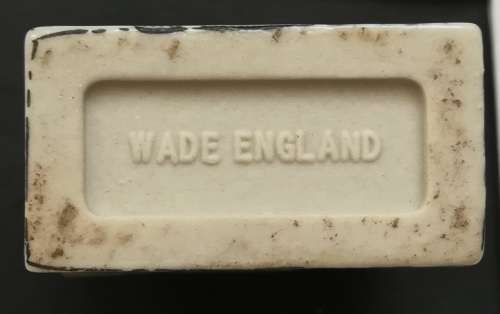 WADE HOUSES NO.2 MORGANS CHEMIST 40X39MM WHIMSEY ON WAY