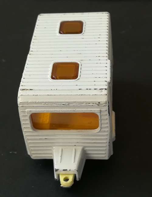 MATCHBOX SUPERFAST NO.31 CARAVAN 1977